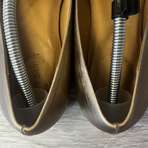 Poppy Barley Gold Metallic Leather Loafer Slides - Picture 10 of 16
